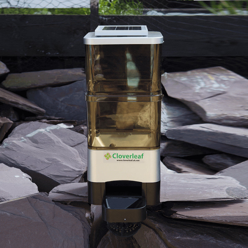 New Cloverleaf Automatic Fish Feeder For Pond or Aquariums Cloverleaf